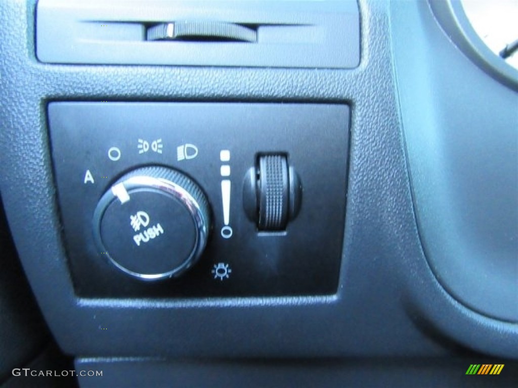 2012 Challenger R/T Classic - Redline 3 Coat Pearl / Dark Slate Gray photo #30