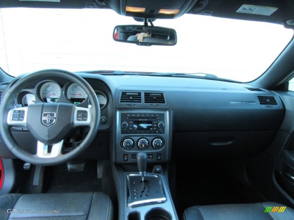 2012 Challenger R/T Classic - Redline 3 Coat Pearl / Dark Slate Gray photo #34