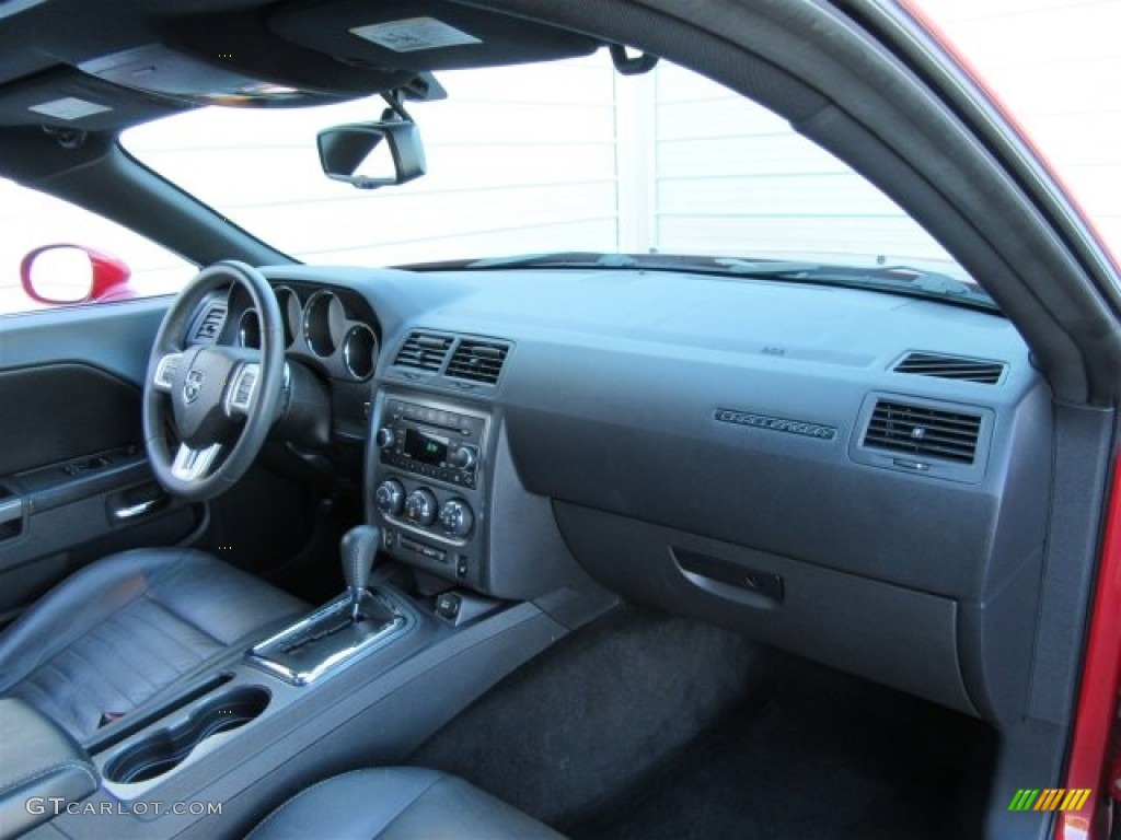 2012 Challenger R/T Classic - Redline 3 Coat Pearl / Dark Slate Gray photo #40