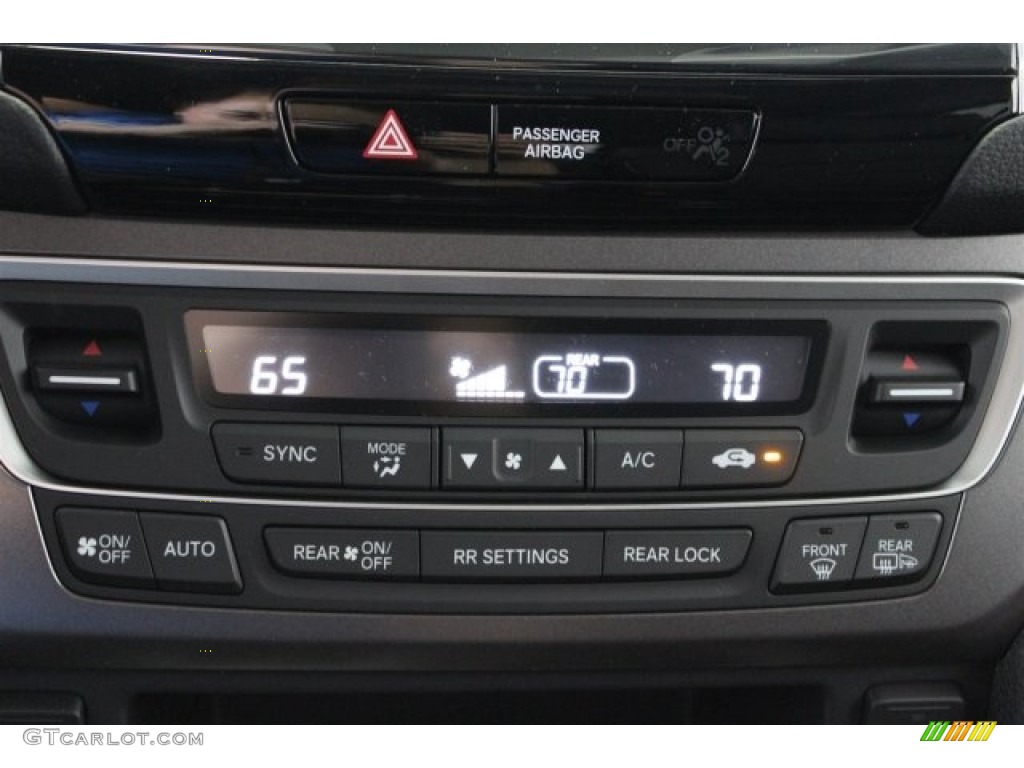 2017 Honda Pilot EX-L AWD Controls Photo #117295794