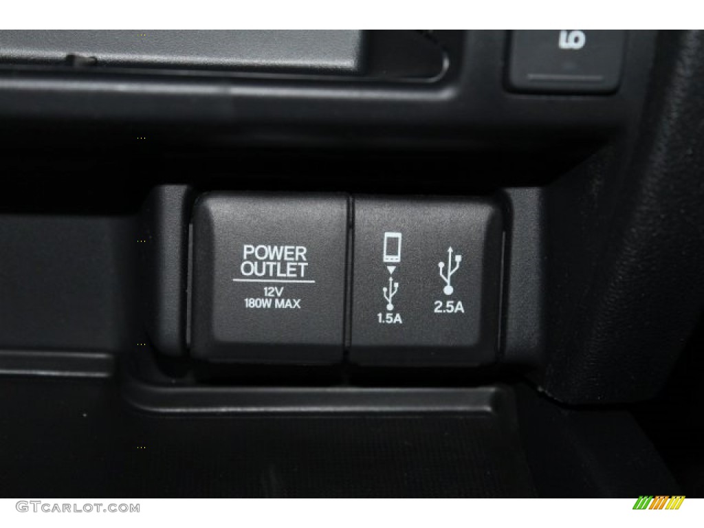 2017 Honda Pilot EX-L AWD Controls Photo #117295815