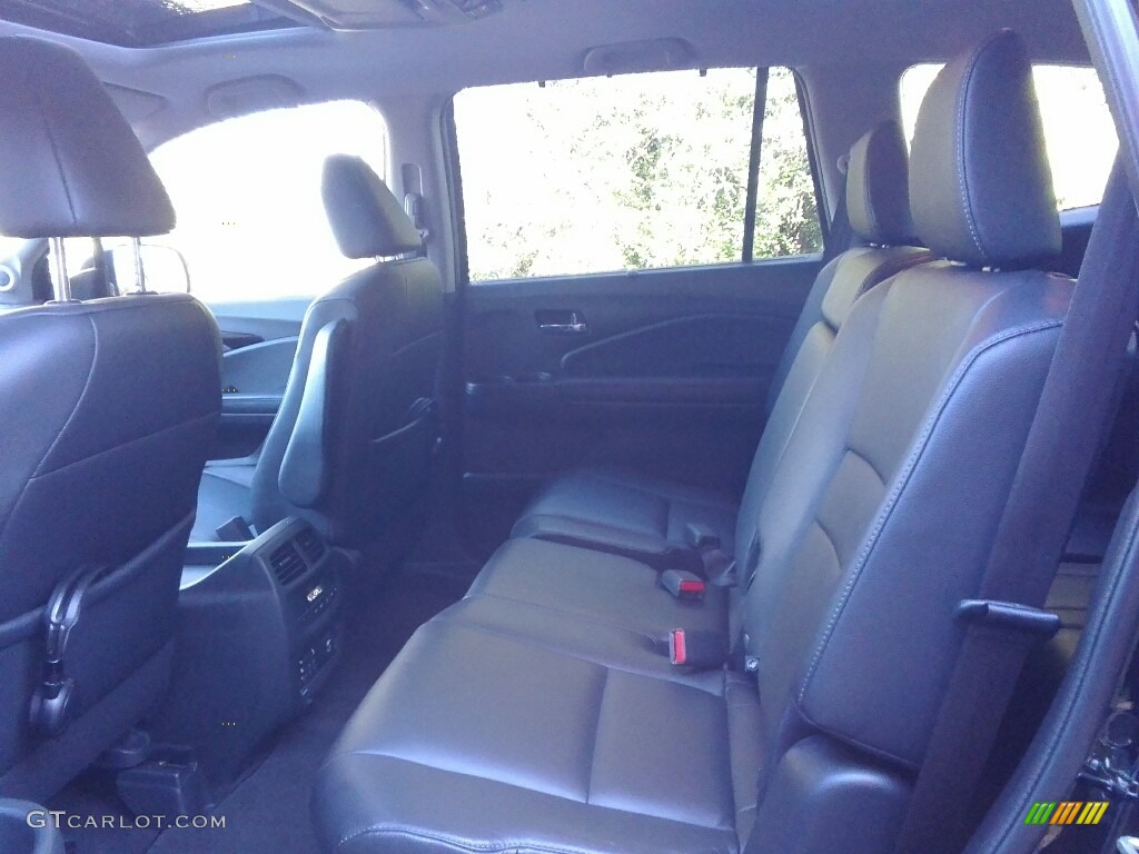 2016 Pilot Touring - Crystal Black Pearl / Black photo #11