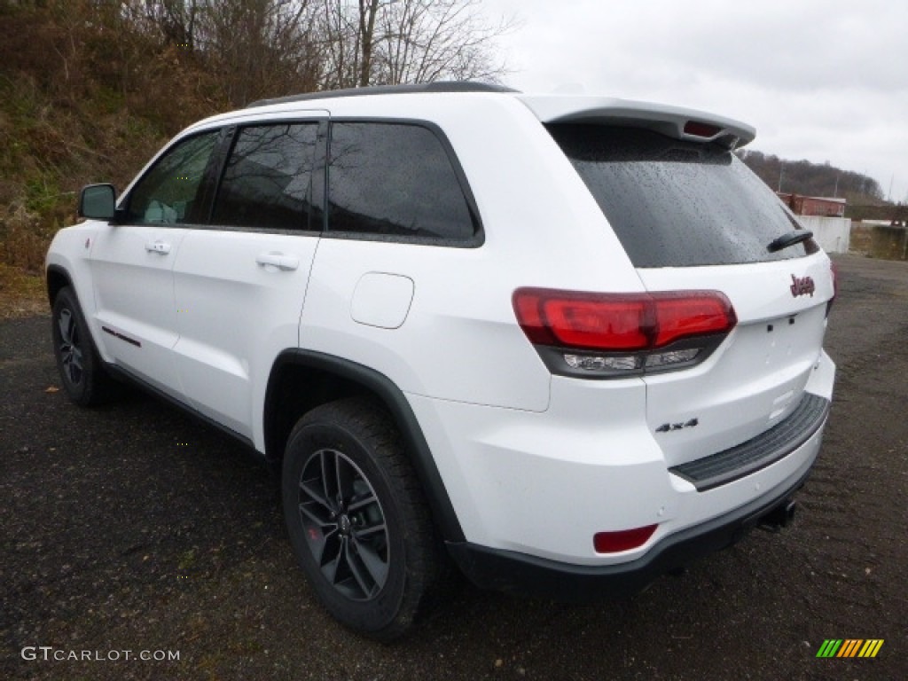 2017 Grand Cherokee Trailhawk 4x4 - Bright White / Black photo #5