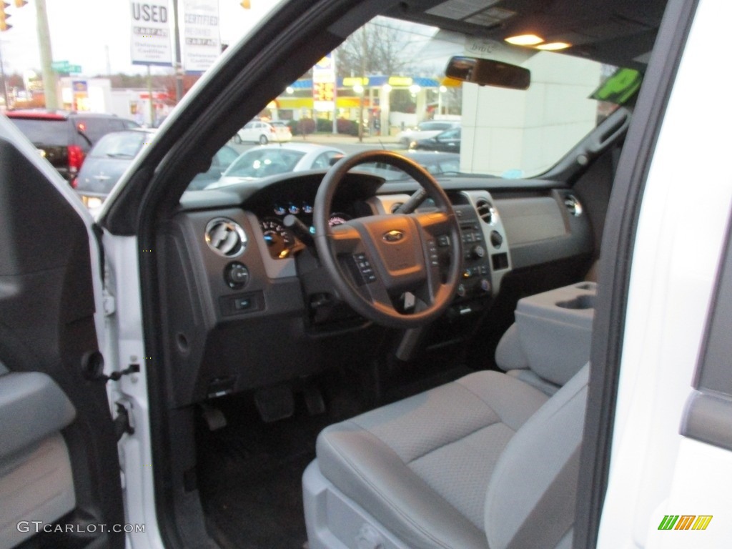 2014 F150 XL SuperCrew 4x4 - Oxford White / Steel Grey photo #11