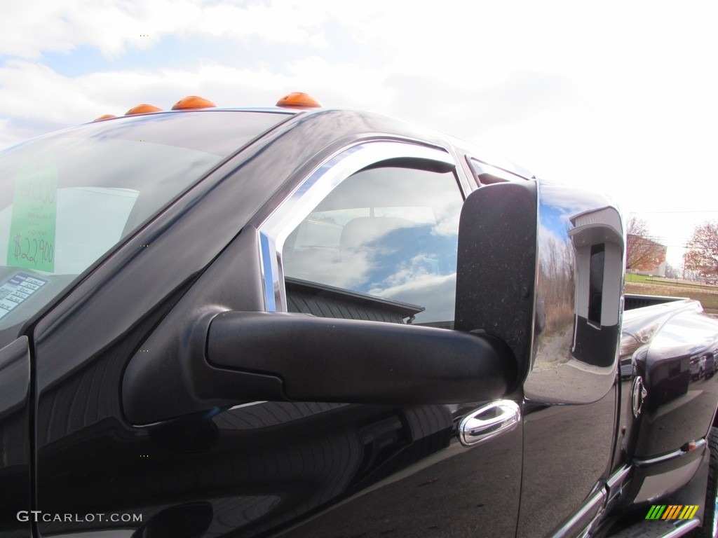 2008 Ram 3500 SLT Quad Cab 4x4 Dually - Brilliant Black Crystal Pearl / Medium Slate Gray photo #17