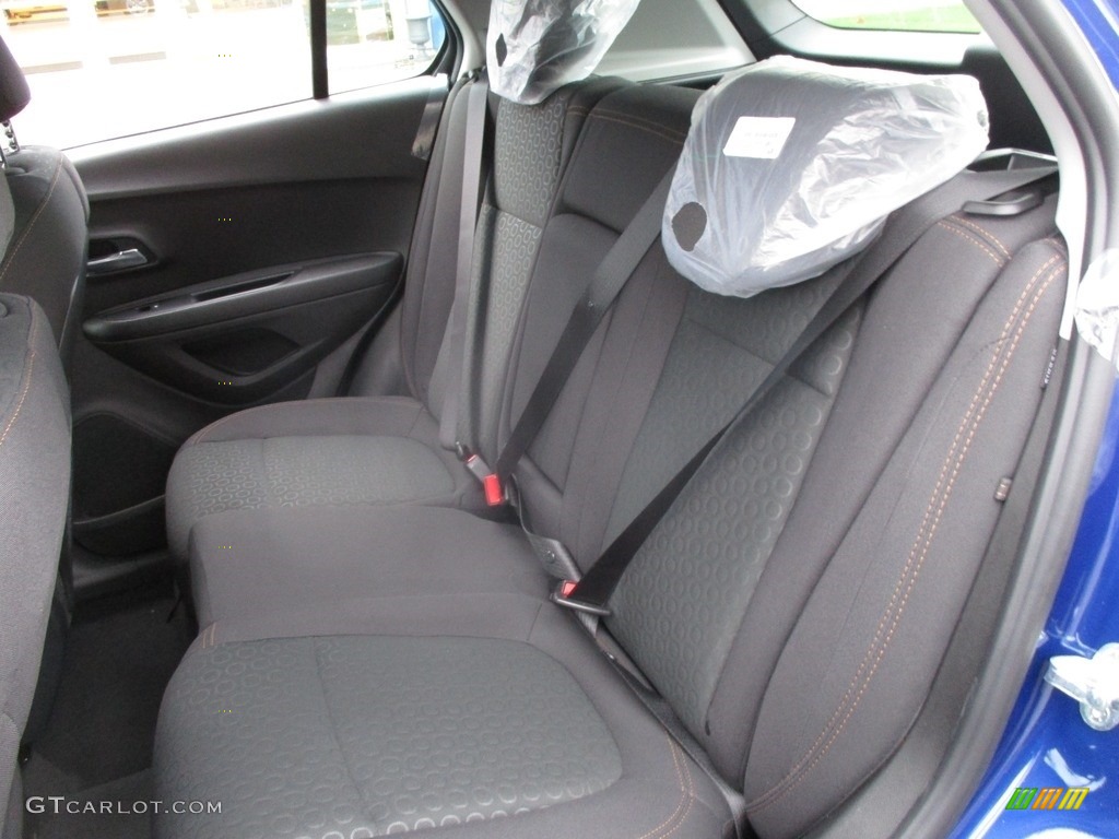 2017 Chevrolet Trax LS Rear Seat Photos