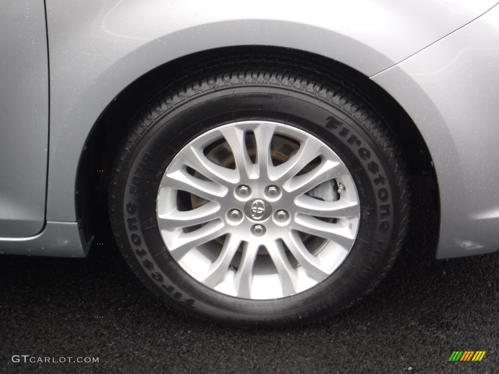 2014 Sienna XLE - Silver Sky Metallic / Light Gray photo #3