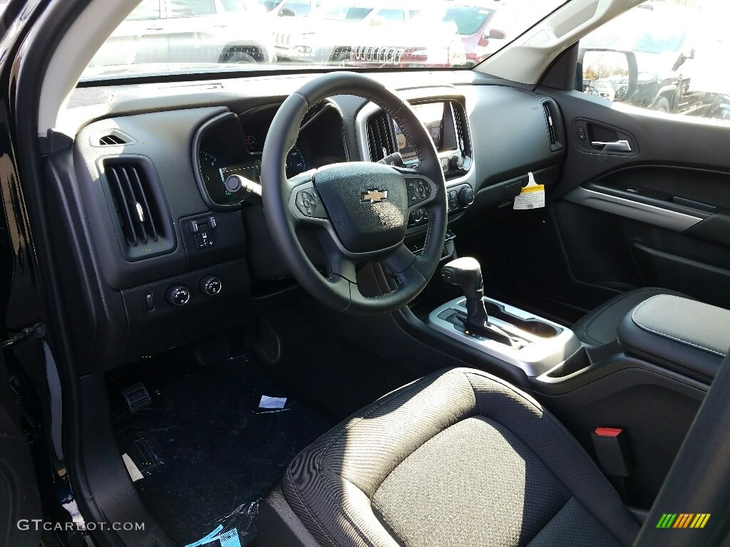 Jet Black Interior 2017 Chevrolet Colorado LT Crew Cab 4x4 Photo #117308595