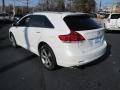 Blizzard White Pearl - Venza V6 Photo No. 8