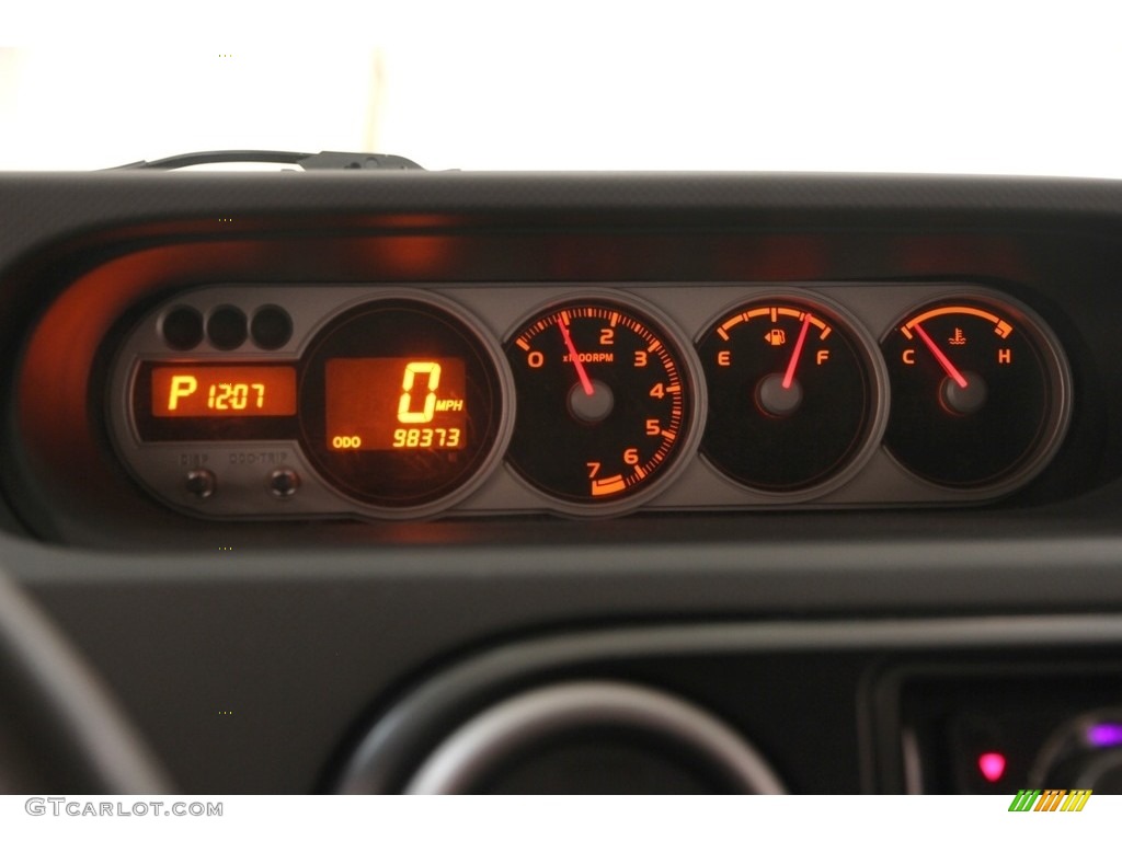 2010 xB  - Classic Silver Metallic / Dark Gray photo #8