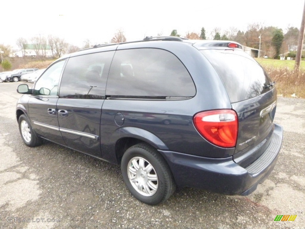 2007 Town & Country Touring - Modern Blue Pearl / Medium Slate Gray photo #4
