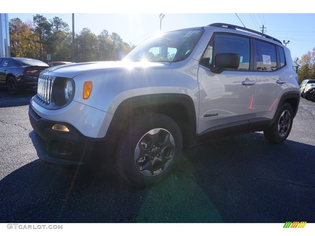 2017 Renegade Sport - Glacier Metallic / Black photo #3