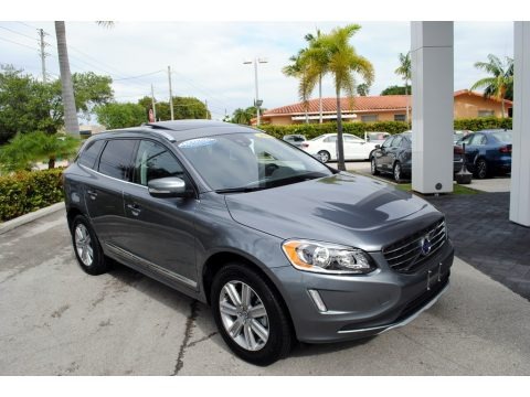 2017 Volvo XC60 T5 Inscription Data, Info and Specs