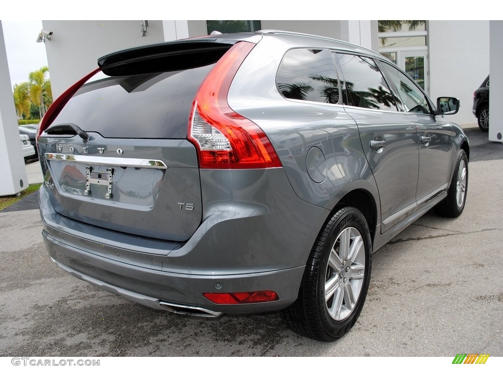 Osmium Grey Metallic 2017 Volvo XC60 T5 Inscription Exterior Photo #117322837