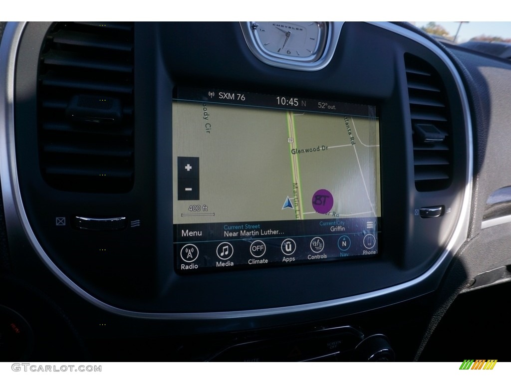 2017 Chrysler 300 Limited Navigation Photos