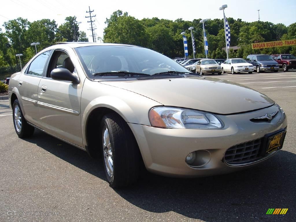 2002 Sebring LXi Sedan - Light Almond Pearl Metallic / Sandstone photo #7