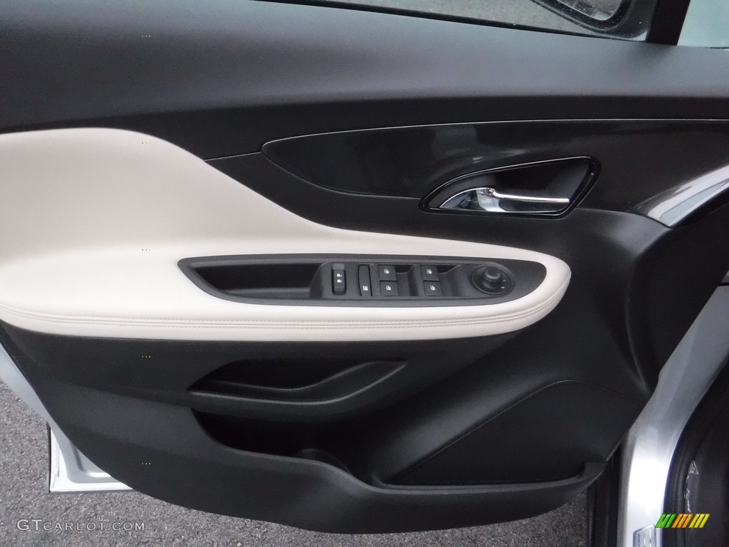 2017 Buick Encore Preferred AWD Shale Door Panel Photo #117326530