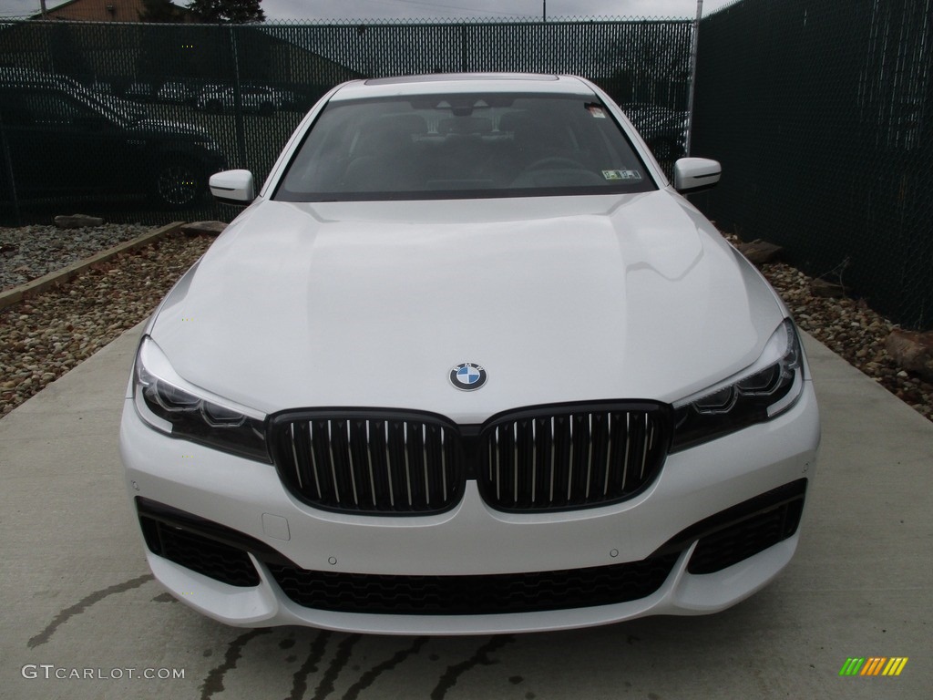 2017 7 Series 740i xDrive Sedan - Mineral White Metallic / Mocha photo #6