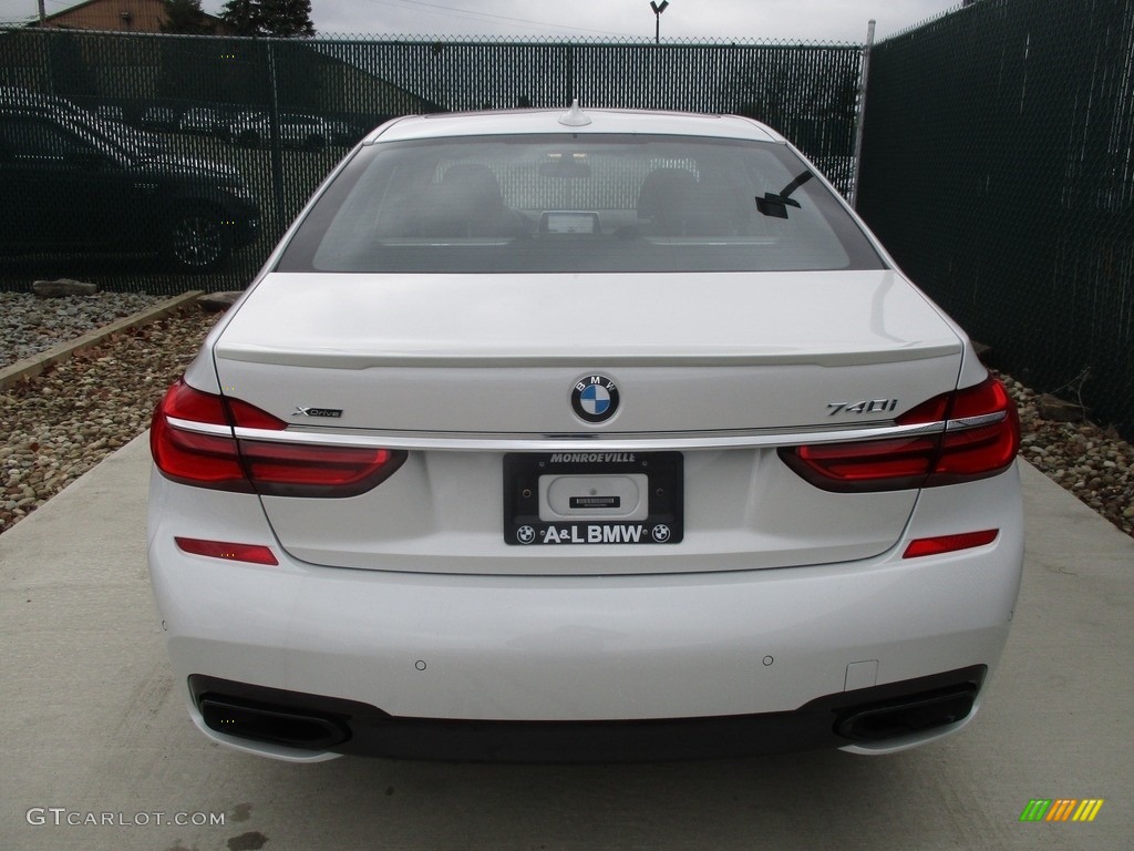 2017 7 Series 740i xDrive Sedan - Mineral White Metallic / Mocha photo #9