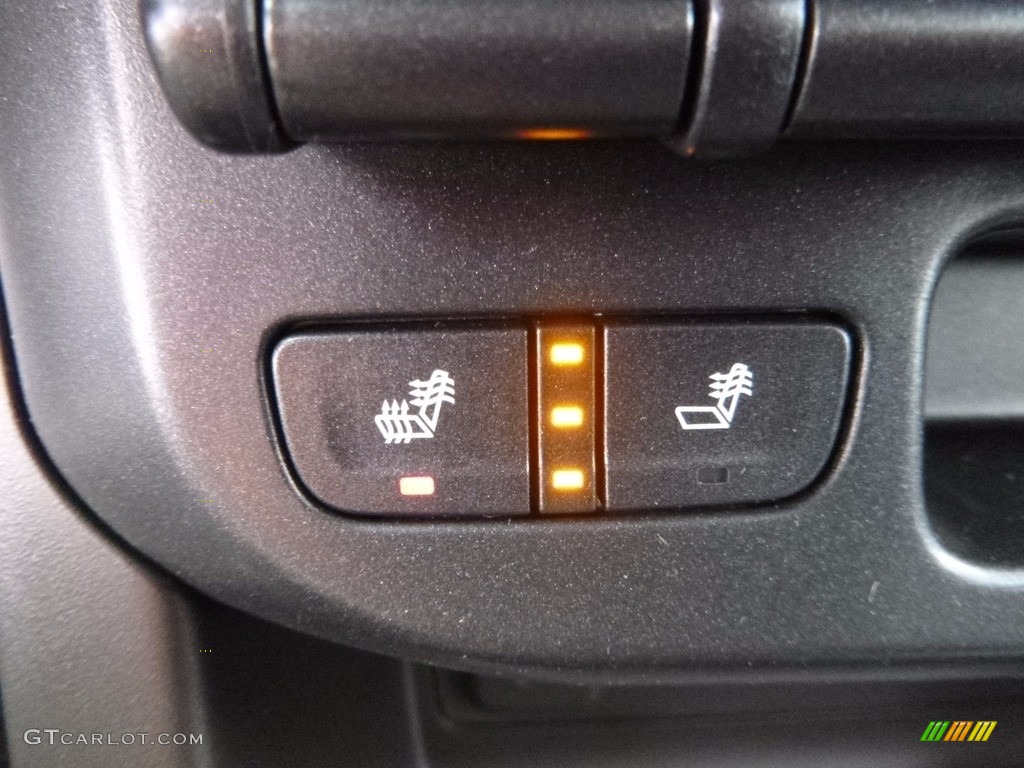 2017 Chevrolet Colorado Z71 Crew Cab 4x4 Controls Photo #117331015