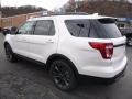 2017 White Platinum Ford Explorer XLT 4WD  photo #4