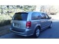 Billet Metallic - Grand Caravan SE Photo No. 5