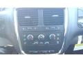 Billet Metallic - Grand Caravan SE Photo No. 19