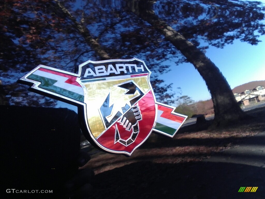 2017 Fiat 500 Abarth Marks and Logos Photo #117333463
