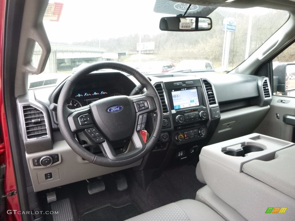2016 F150 XLT SuperCab 4x4 - Ruby Red / Medium Earth Gray photo #12