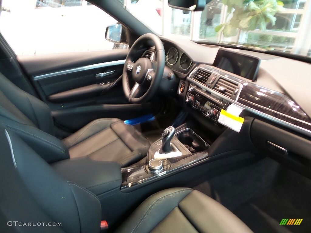2017 3 Series 340i xDrive Sedan - Black Sapphire Metallic / Black photo #5