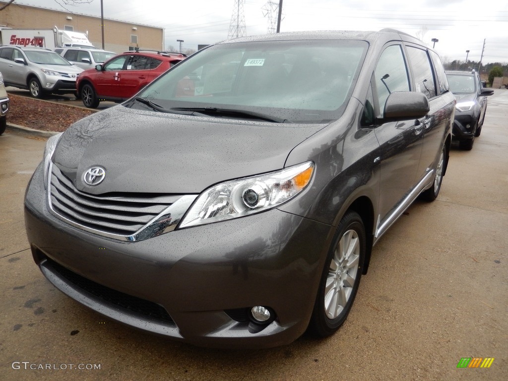 2017 Sienna XLE AWD - Predawn Gray Mica / Ash photo #1