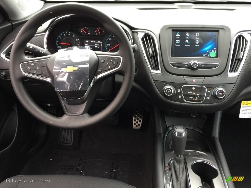 2017 Malibu LT - Silver Ice Metallic / Jet Black photo #8