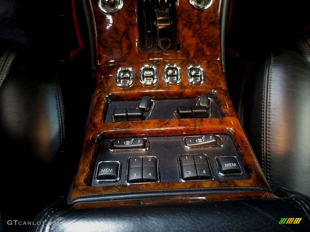 2000 Bentley Arnage Red Label Controls Photos