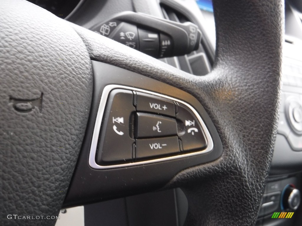 2015 Focus SE Hatchback - Ingot Silver Metallic / Charcoal Black photo #20