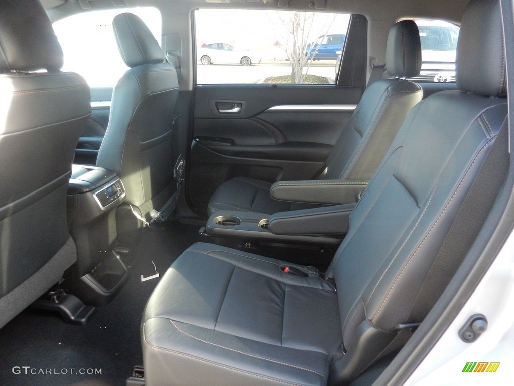 Black Interior 2017 Toyota Highlander XLE AWD Photo #117350944