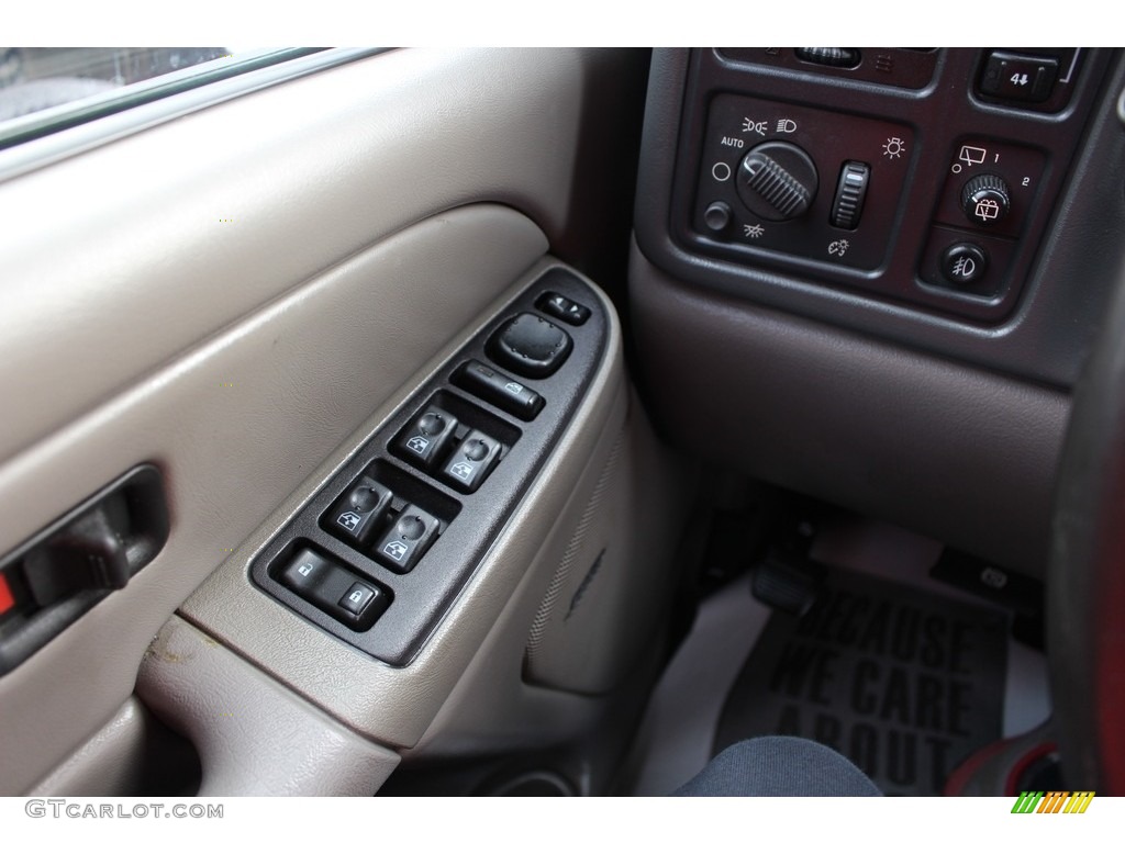 2004 Tahoe LS 4x4 - Dark Blue Metallic / Gray/Dark Charcoal photo #38