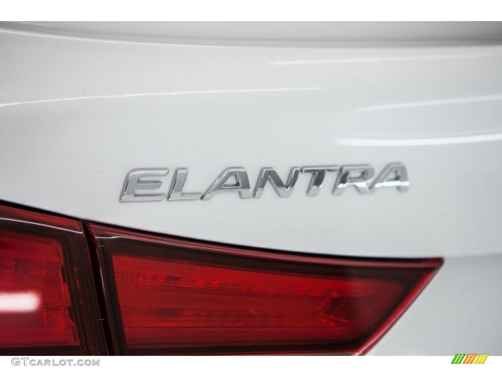 2016 Elantra SE - White / Beige photo #7