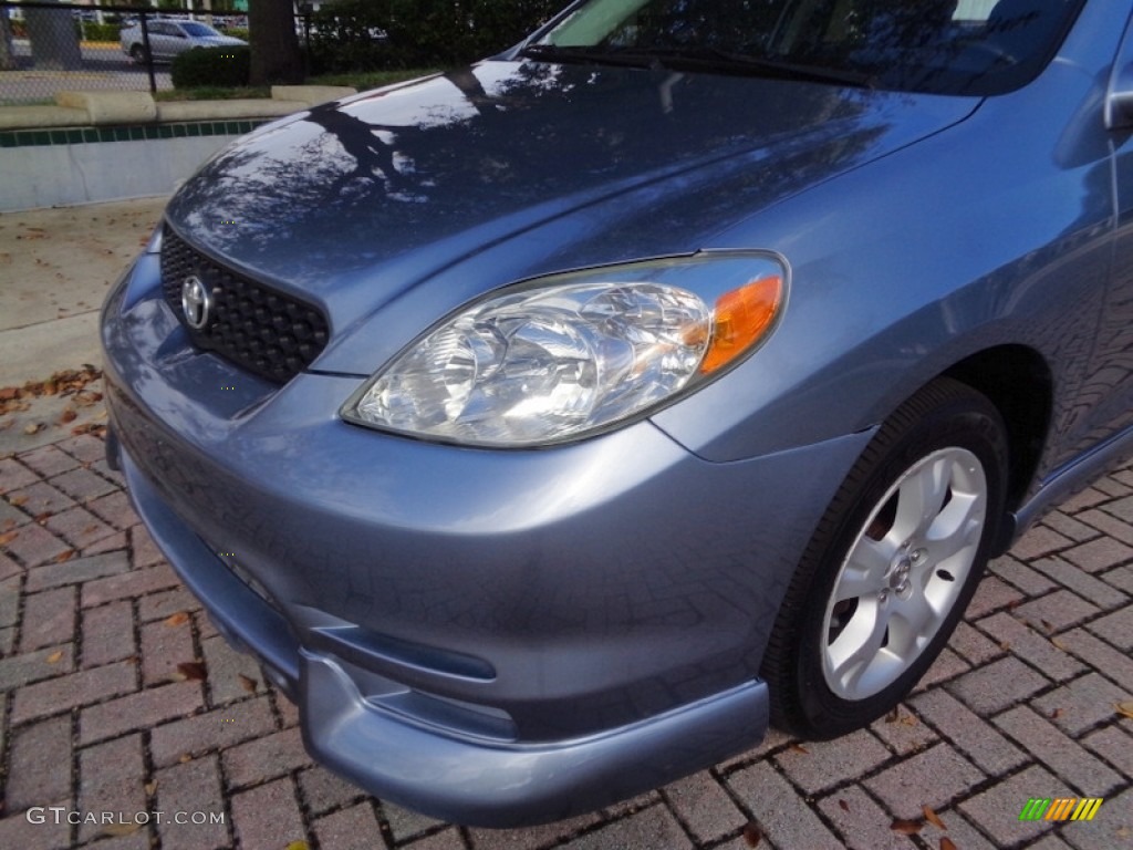 2003 Matrix XR - Cosmic Blue Metallic / Stone Gray photo #34