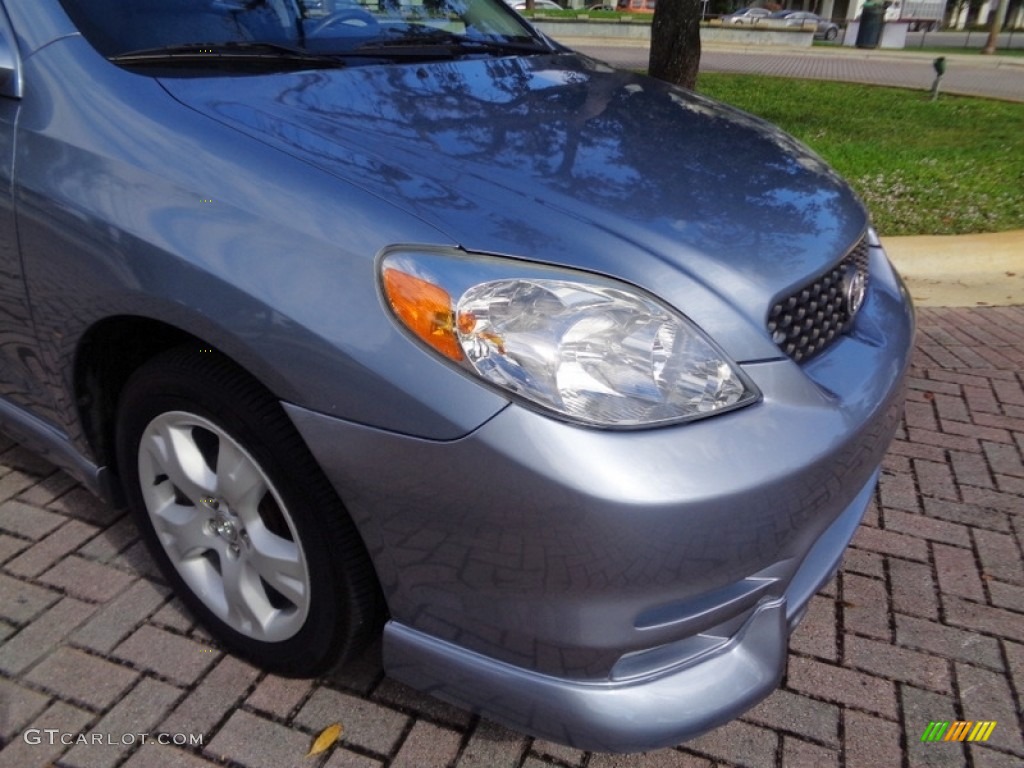 2003 Matrix XR - Cosmic Blue Metallic / Stone Gray photo #61