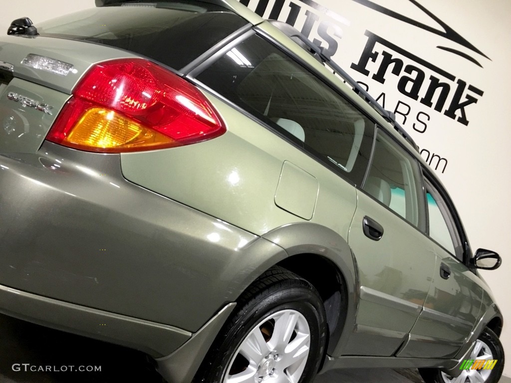 2005 Outback 2.5i Wagon - Willow Green Opal / Taupe photo #19