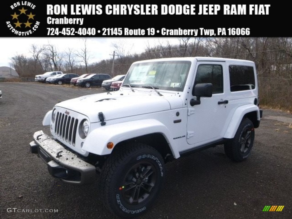 2017 Wrangler Sahara 4x4 - Bright White / Black/Dark Saddle photo #1