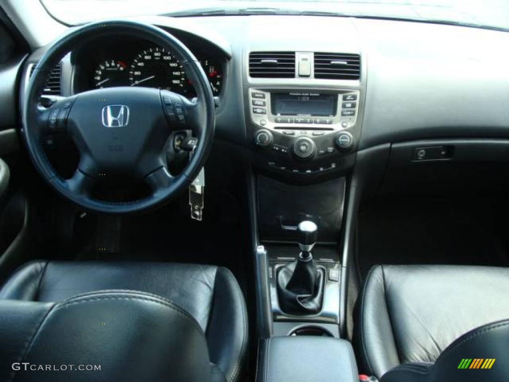2006 Accord EX V6 Sedan - Alabaster Silver Metallic / Black photo #9