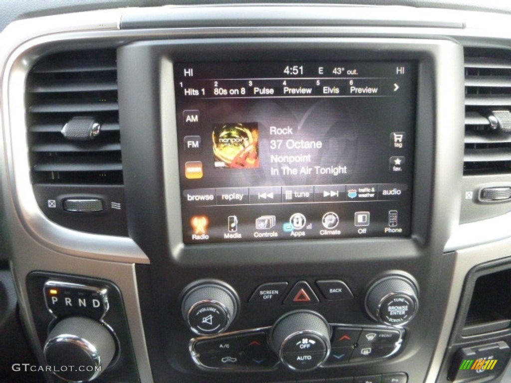 2017 1500 Big Horn Crew Cab 4x4 - Bright Silver Metallic / Black/Diesel Gray photo #16