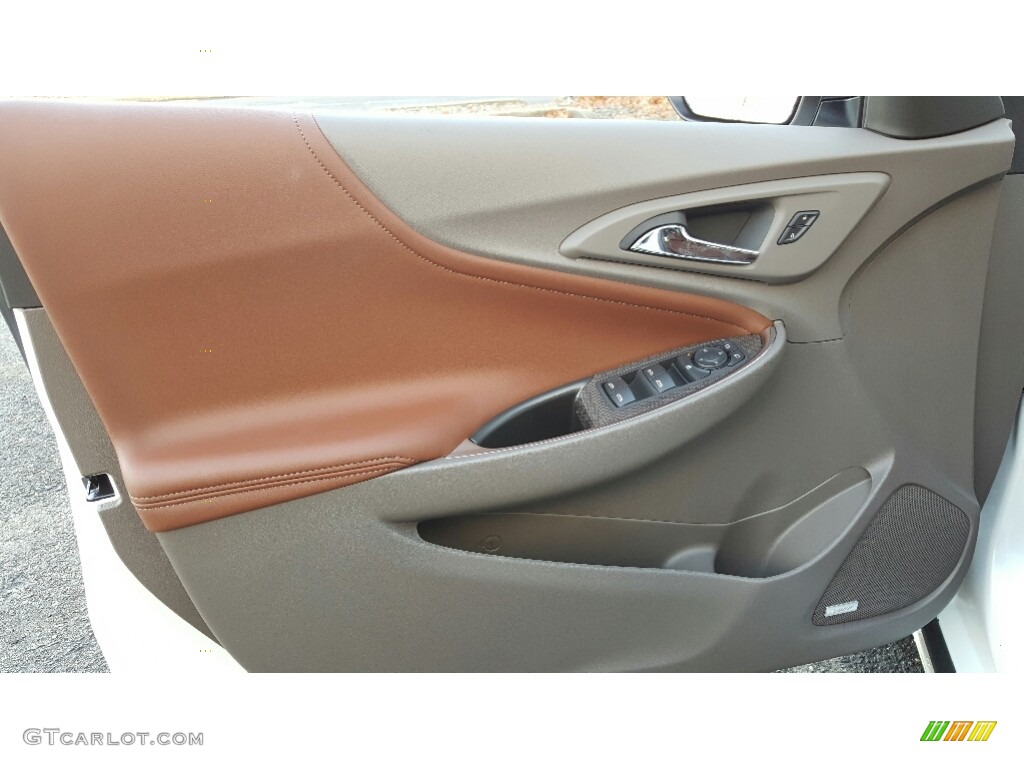 2017 Chevrolet Malibu LT Door Panel Photos