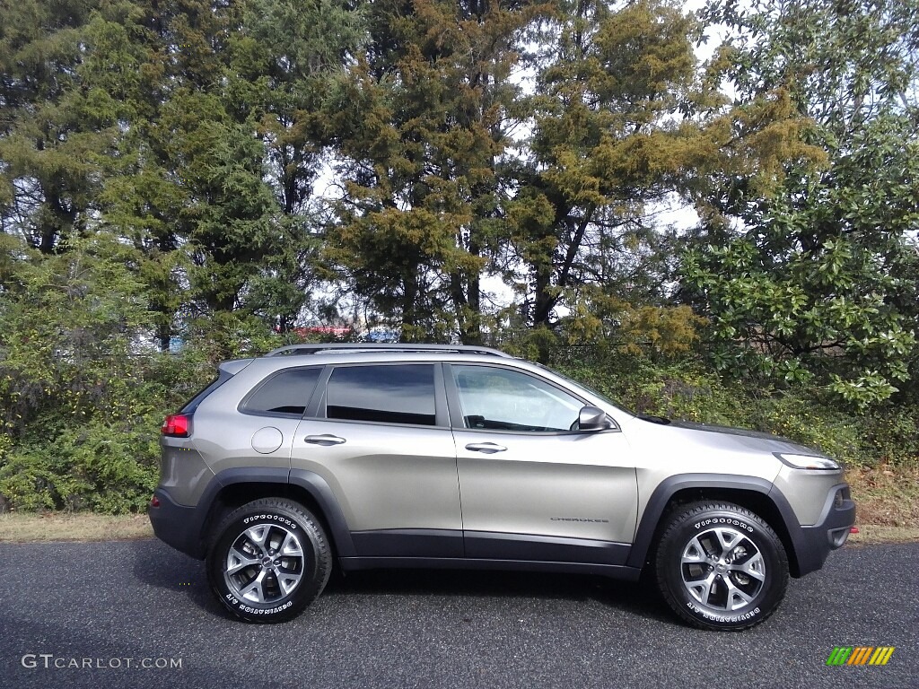 Light Brownstone Pearl 2017 Jeep Cherokee Trailhawk 4x4 Exterior Photo #117377185