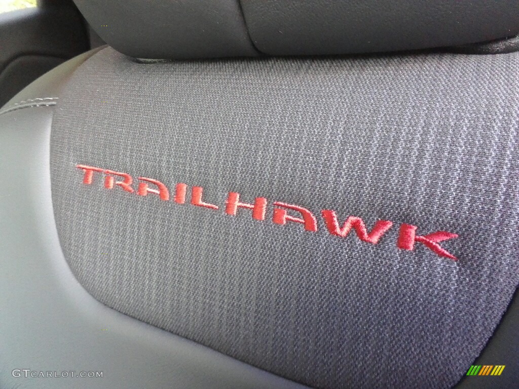 2017 Jeep Cherokee Trailhawk 4x4 Marks and Logos Photo #117377488