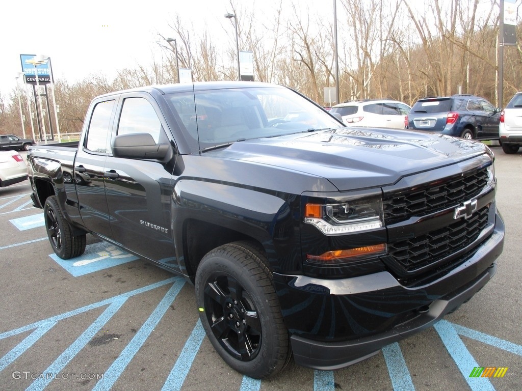 2017 Silverado 1500 Custom Double Cab 4x4 - Black / Dark Ash/Jet Black photo #9