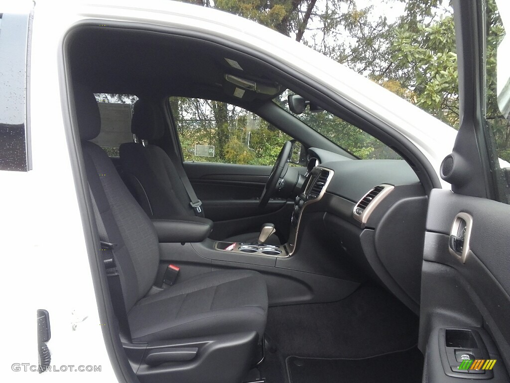 2017 Grand Cherokee Laredo 4x4 - Bright White / Black photo #11