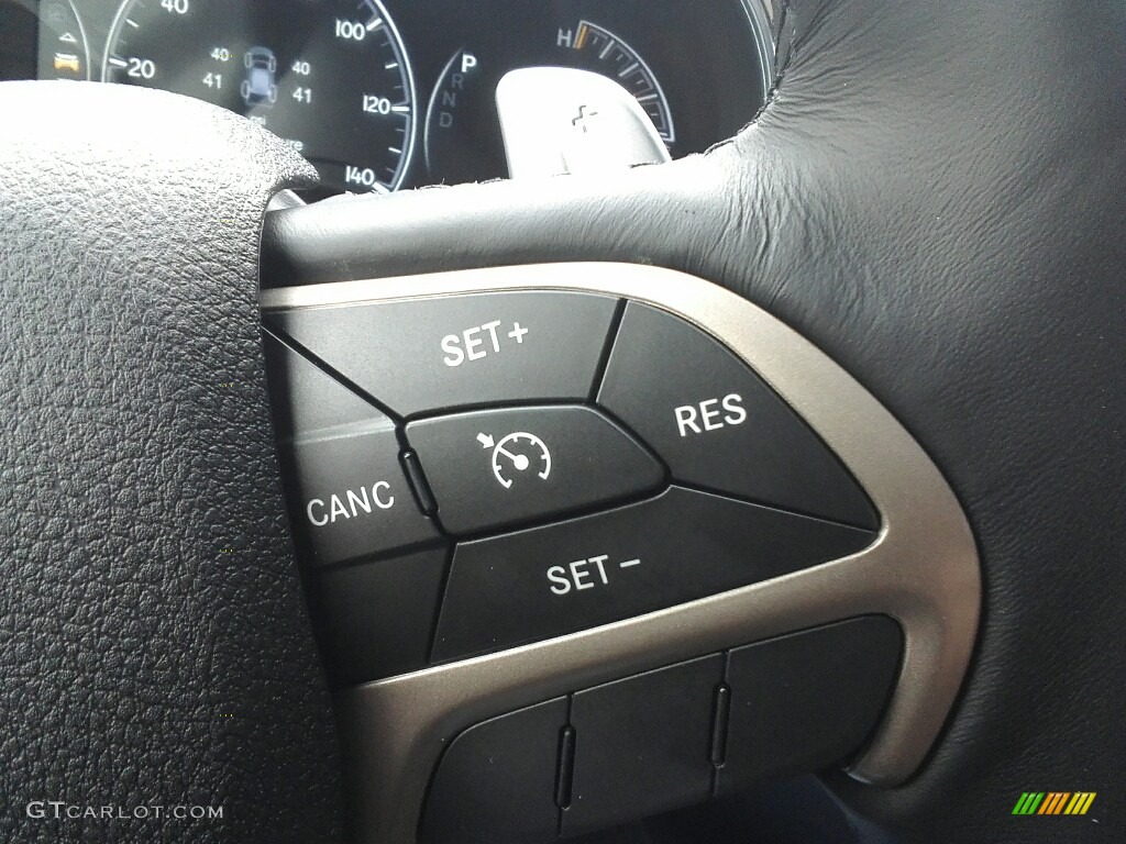 2017 Grand Cherokee Laredo 4x4 - Bright White / Black photo #15