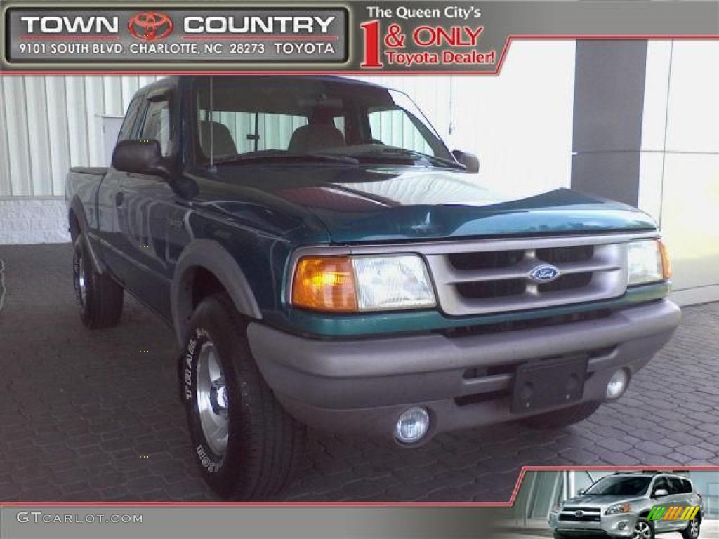 1995 Ranger STX SuperCab 4x4 - Medium Willow Metallic / Grey photo #1